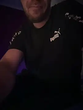 Snapshot of Bennyben8604 chatting on February 2025 10:25:01 PM Bennyben8604 online show from February 2025 10:25:01 PM