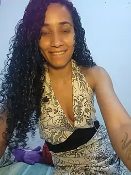 lessaeumesma8 online show from October 2025 07:00:01 PM