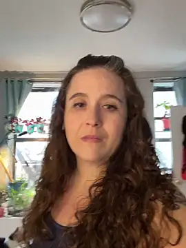 sylviahhh online show from April 2026 10:26:02 PM
