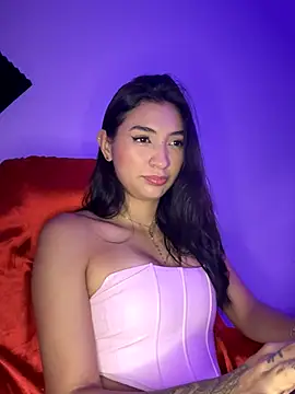 Snapshot of _Aura- chatting on September 2025 02:28:02 AM Aura- online show from September 2025 02:28:02 AM