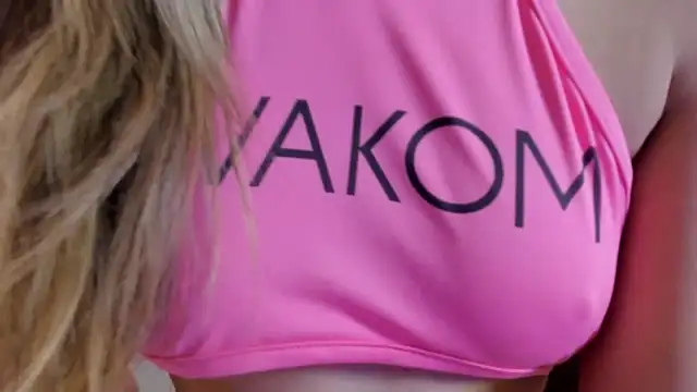  Emma Valka online show from October 2025 03:24:01 PM