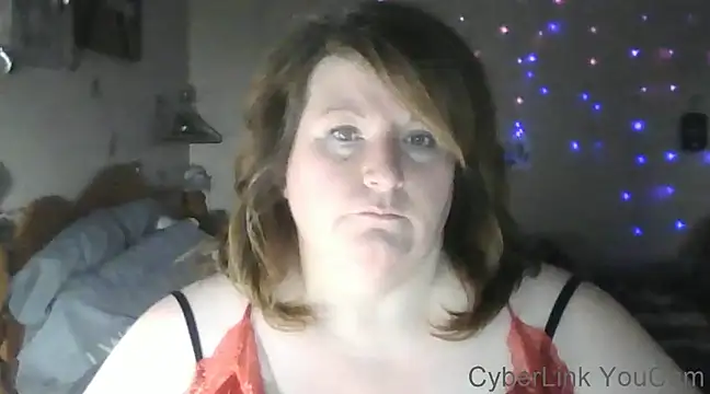 Snapshot of crescentm00n chatting on January 2025 05:22:02 AM crescentm00n online show from January 2025 05:22:02 AM