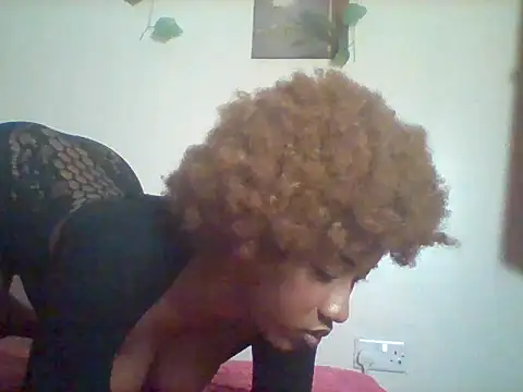 Queeen model online show from March 2026 09:29:02 PM