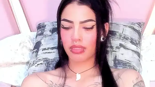 Eva Benely online show from January 2025 01:48:01 AM