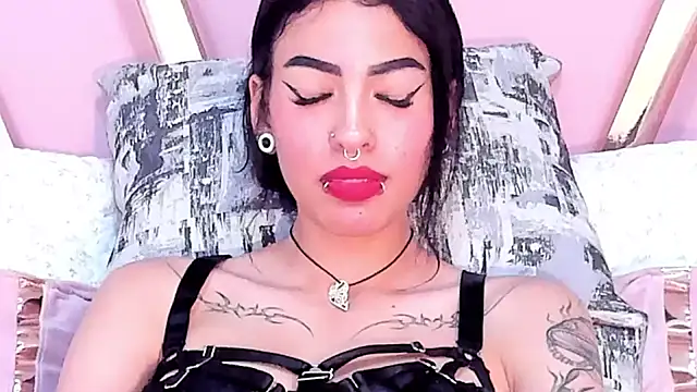 Eva Benely online show from January 2025 09:17:02 AM