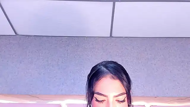 Eva Benely online show from January 2025 06:54:01 AM