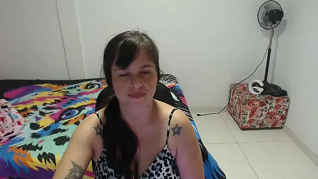 Snapshot of Aliciaheart chatting on May 2026 05:04:02 AM Aliciaheart online show from May 2026 05:04:02 AM