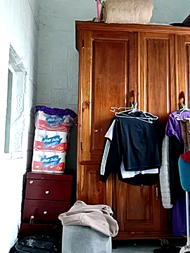 Snapshot of Blythe_69 chatting on March 2025 04:05:02 AM Blythe 69 online show from March 2025 04:05:02 AM