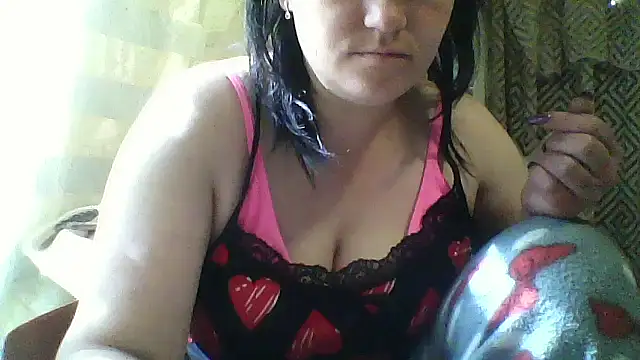 HollyLaBerry online show from May 2026 06:32:03 AM