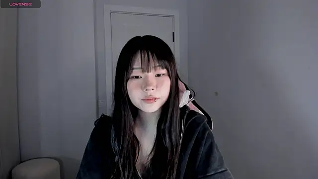 hee young11 online show from October 2025 11:06:02 AM