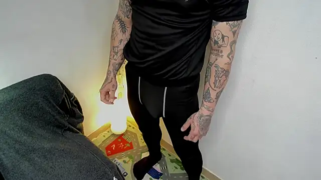 layneinchains online show from November 2025 08:37:01 AM