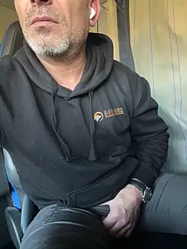 Snapshot of dzhakar chatting on February 2025 11:33:01 AM dzhakar online show from February 2025 11:33:01 AM