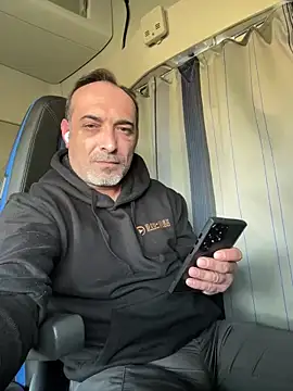 Snapshot of dzhakar chatting on February 2025 12:44:02 PM dzhakar online show from February 2025 12:44:02 PM