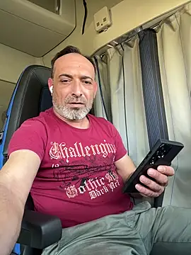 Snapshot of dzhakar chatting on March 2025 12:19:02 PM dzhakar online show from March 2025 12:19:02 PM