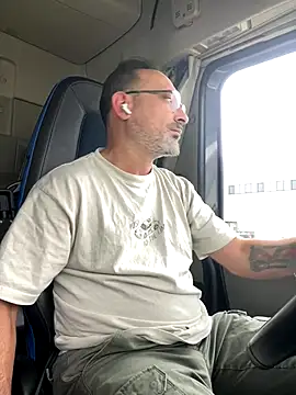 Snapshot of dzhakar chatting on October 2025 11:08:02 AM dzhakar online show from October 2025 11:08:02 AM