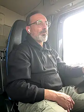 Snapshot of dzhakar chatting on October 2025 11:58:02 AM dzhakar online show from October 2025 11:58:02 AM