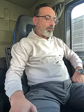 Snapshot of dzhakar chatting on October 2025 12:06:02 PM dzhakar online show from October 2025 12:06:02 PM