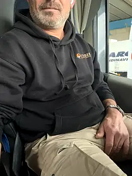 Snapshot of dzhakar chatting on December 2025 12:55:01 PM dzhakar online show from December 2025 12:55:01 PM