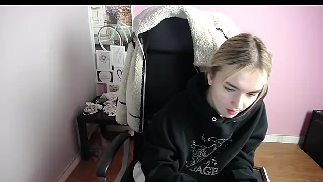 viktoria lovely online show from December 2025 06:55:01 AM