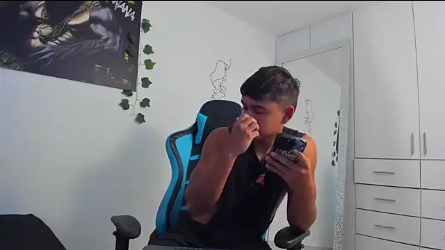 Bray Kevin online show from February 2025 01:47:02 PM