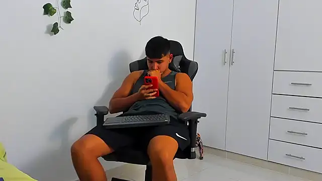 Bray Kevin online show from December 2025 10:58:02 PM