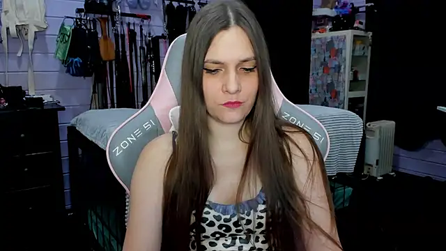 Snapshot of Stroynyash chatting on February 2025 04:56:02 AM Stroynyash online show from February 2025 04:56:02 AM