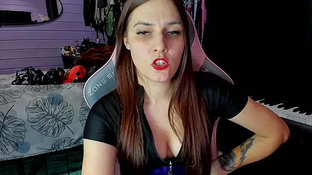 Stroynyash online show from December 2025 09:19:02 PM