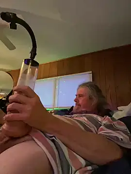 Snapshot of Helmut1971 chatting on March 2026 11:55:01 PM Helmut1971 online show from March 2026 11:55:01 PM