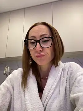 LauraDavis online show from February 2026 02:37:01 PM