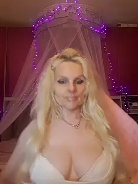 Snapshot of Angeldevilus chatting on June 2026 11:58:01 PM Angeldevilus online show from June 2026 11:58:01 PM