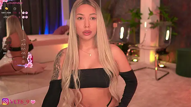 violettabunny03 online show from March 2025 10:28:02 PM