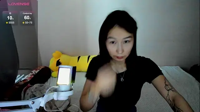 SaraXray online show from November 2025 02:32:01 AM