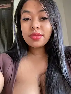 Snapshot of PUSHYLATE chatting on June 2026 08:35:01 PM PUSHYLATE online show from June 2026 08:35:01 PM