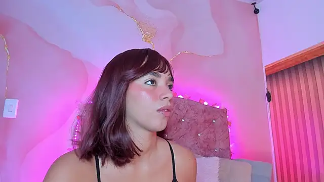 Snapshot of Khassia_f32 chatting on March 2025 10:52:01 AM Khassia f32 online show from March 2025 10:52:01 AM