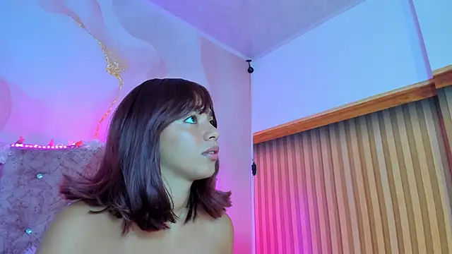 Snapshot of Khassia_f32 chatting on March 2025 10:51:01 AM Khassia f32 online show from March 2025 10:51:01 AM