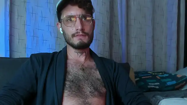 axel giracr online show from March 2025 12:51:01 AM