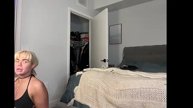 ElenaErickson online show from December 2025 02:41:02 AM