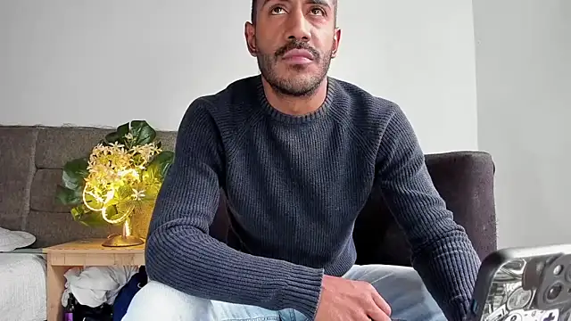 tom colinn online show from October 2025 07:00:01 PM