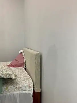 Snapshot of lisa_831 chatting on March 2025 11:42:01 AM lisa 831 online show from March 2025 11:42:01 AM