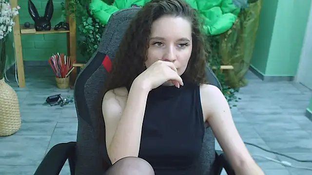 Miss Barbara  online show from February 2025 10:48:02 PM