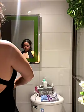 Nathcurly  online show from October 2025 02:12:01 AM