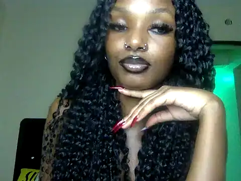 Snapshot of mavelous_mia chatting on July 2026 11:05:02 AM mavelous mia online show from July 2026 11:05:02 AM