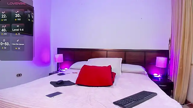 Snapshot of valery_camber chatting on January 2025 06:31:01 PM valery camber online show from January 2025 06:31:01 PM