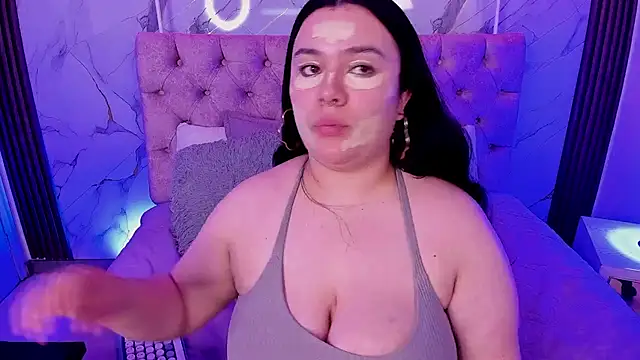 Abbyy Brooks online show from November 2025 11:21:02 AM