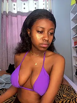 hot daily online show from November 2025 04:45:02 AM