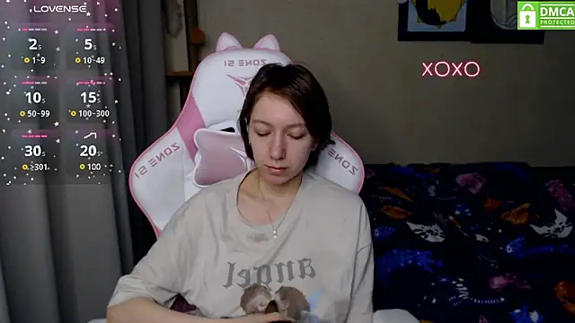 Snapshot of LeahGottty chatting on December 2024 02:22:01 PM LeahGottty online show from December 2024 02:22:01 PM