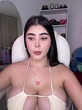 Snapshot of misslollipop04 chatting on September 2025 04:04:02 AM misslollipop04 online show from September 2025 04:04:02 AM