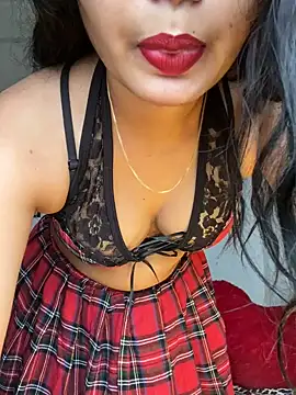 Snapshot of Sexy-Varsha chatting on December 2024 07:06:02 AM Sexy-Varsha online show from December 2024 07:06:02 AM