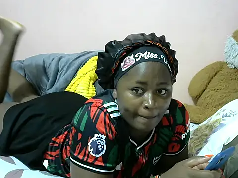 Snapshot of slender-qwene chatting on April 2026 09:45:02 AM slender-qwene online show from April 2026 09:45:02 AM
