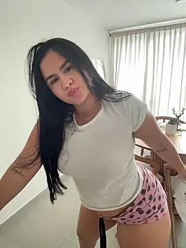 KattyPortman online show from February 2026 09:29:01 PM